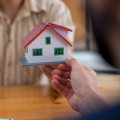 Selling A House For Cash In Fort Lauderdale: When And Why It Beats Offering A Home Warranty In House Sales
